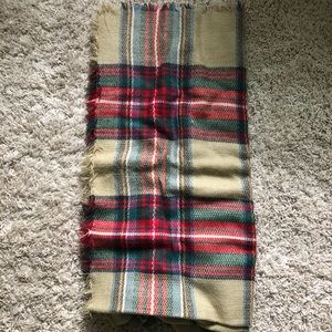 Plaid scarf